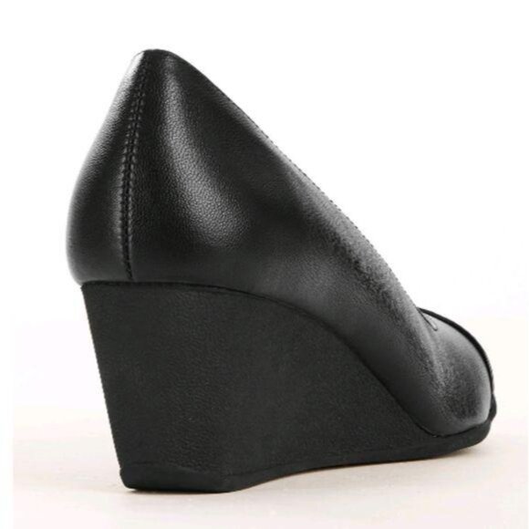 Time & Tru Black Memory Foam Wedge Heels Faux Leather Glossy Toe Cap Size 11 - Picture 7 of 9